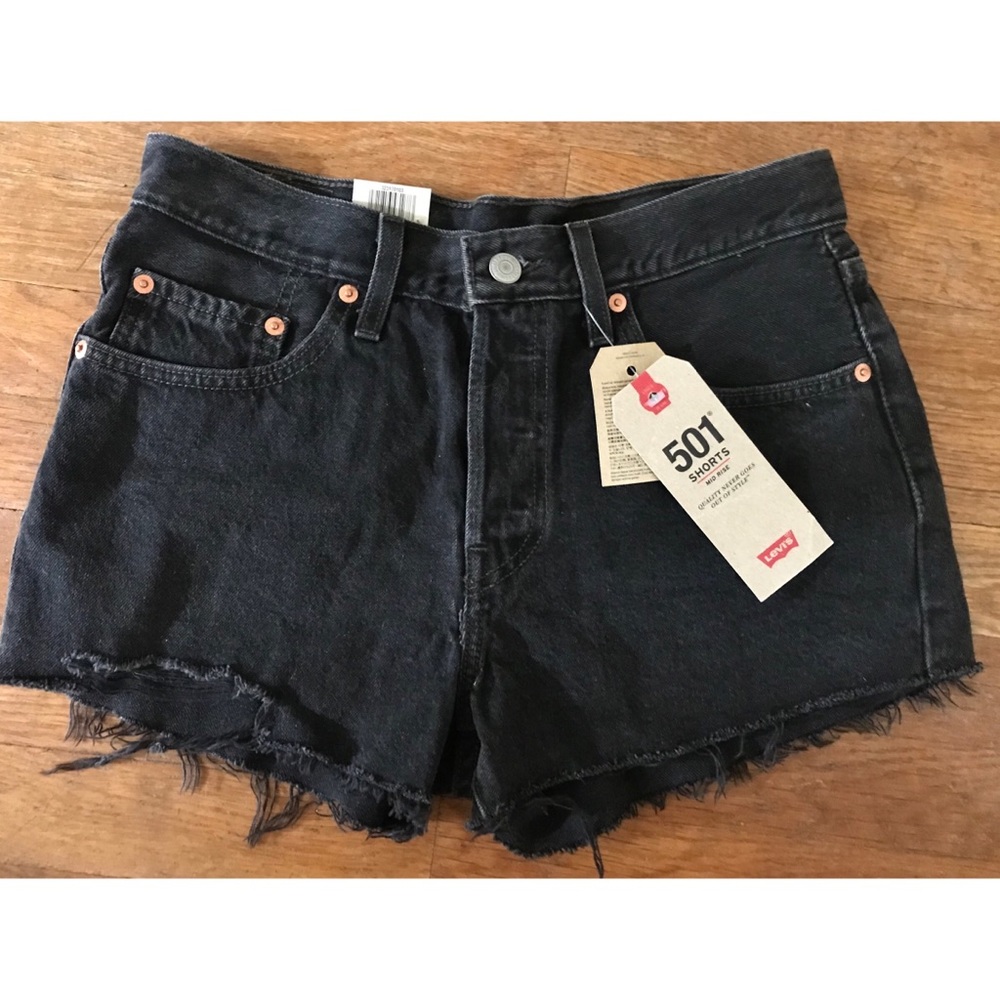 Levi’s 501 Jean Shorts- Size 27